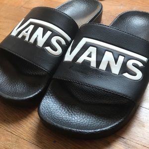 Women’s Vans black and white beach slides